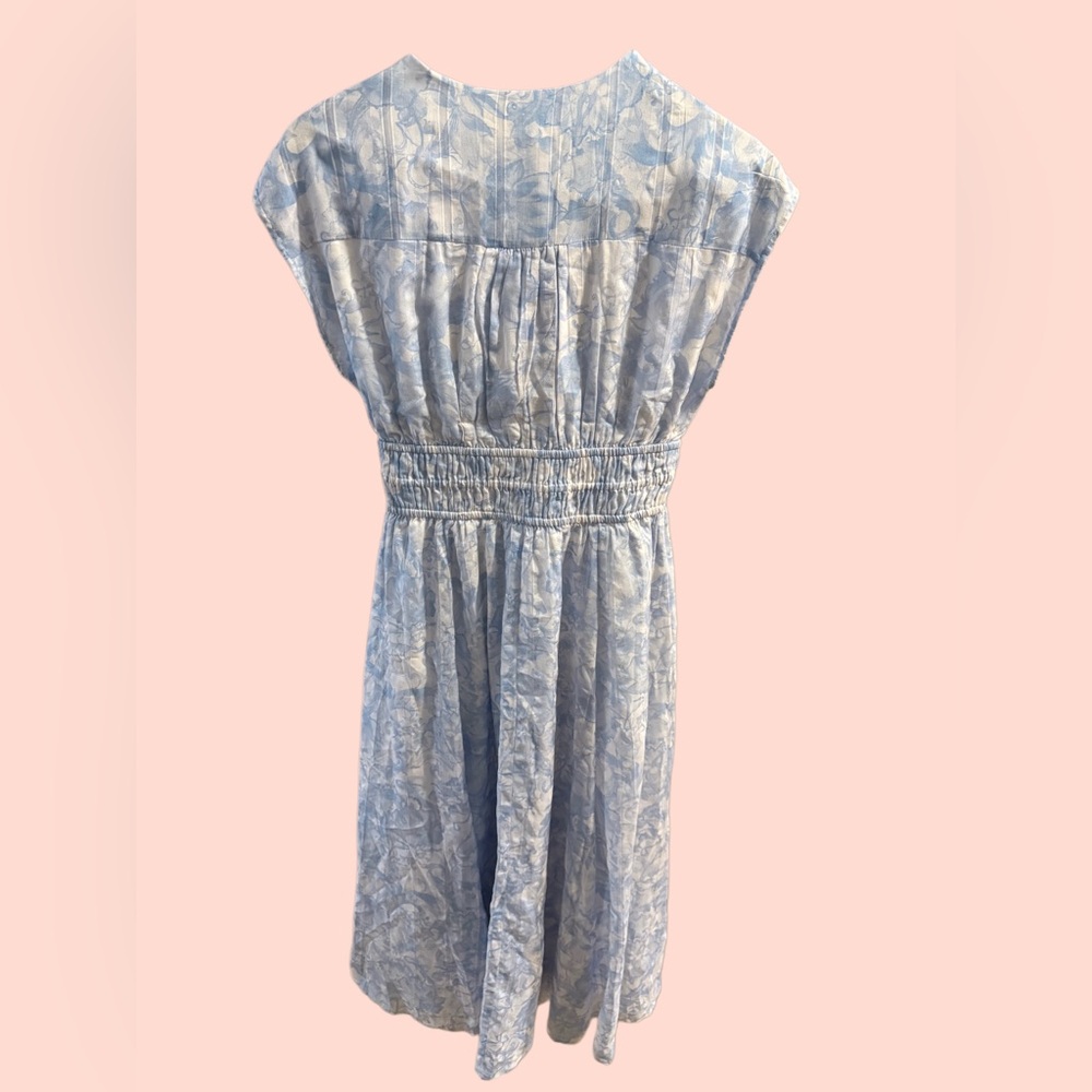 Club Monaco   
Tie Front Flutter Sleeve Midi Dress - Picture 6 of 8